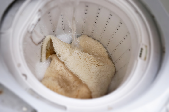 ムートンは家庭用洗濯機で洗濯可能
