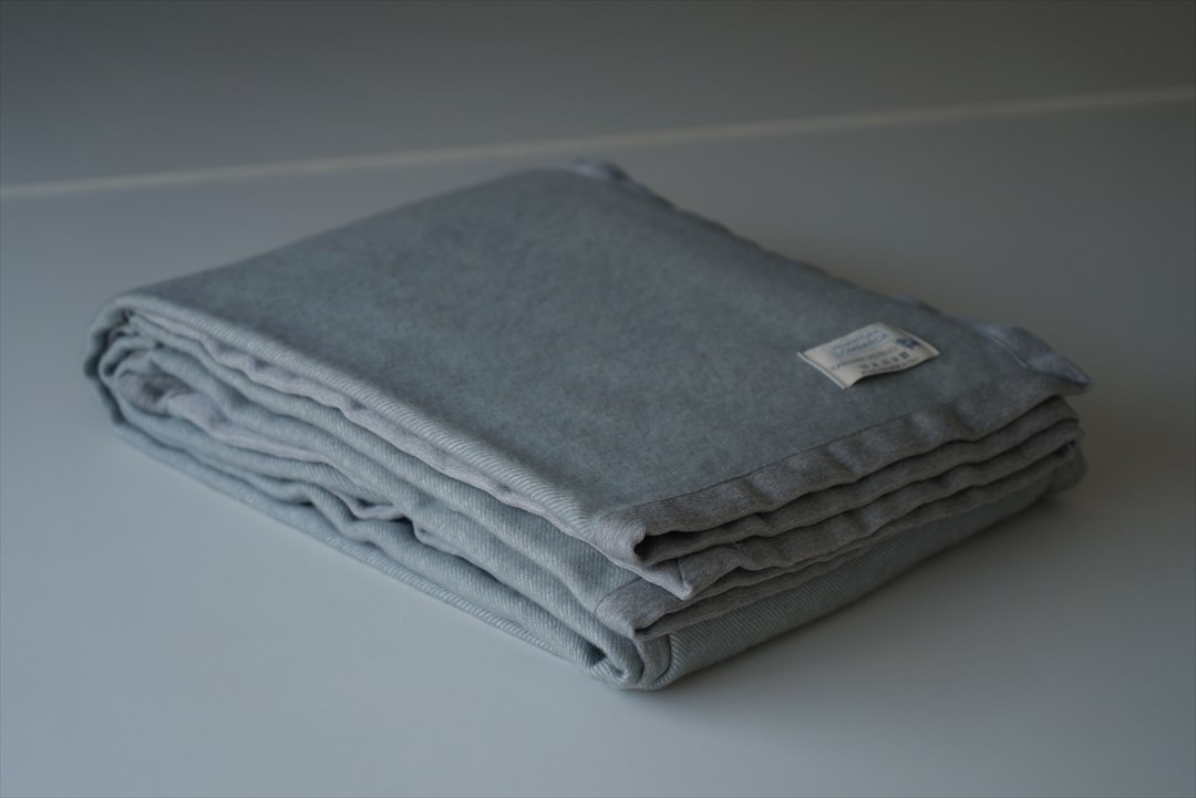 イタリア製カシミア100% ブランケット